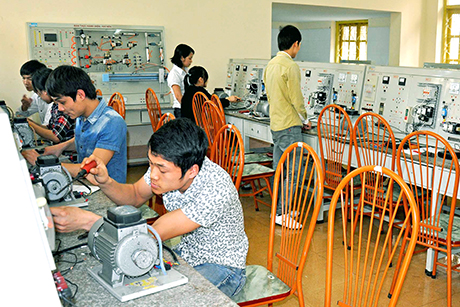 quangninh24h Tuyển sinh cao đẳng, trung cấp nghề: Khó chồng khó